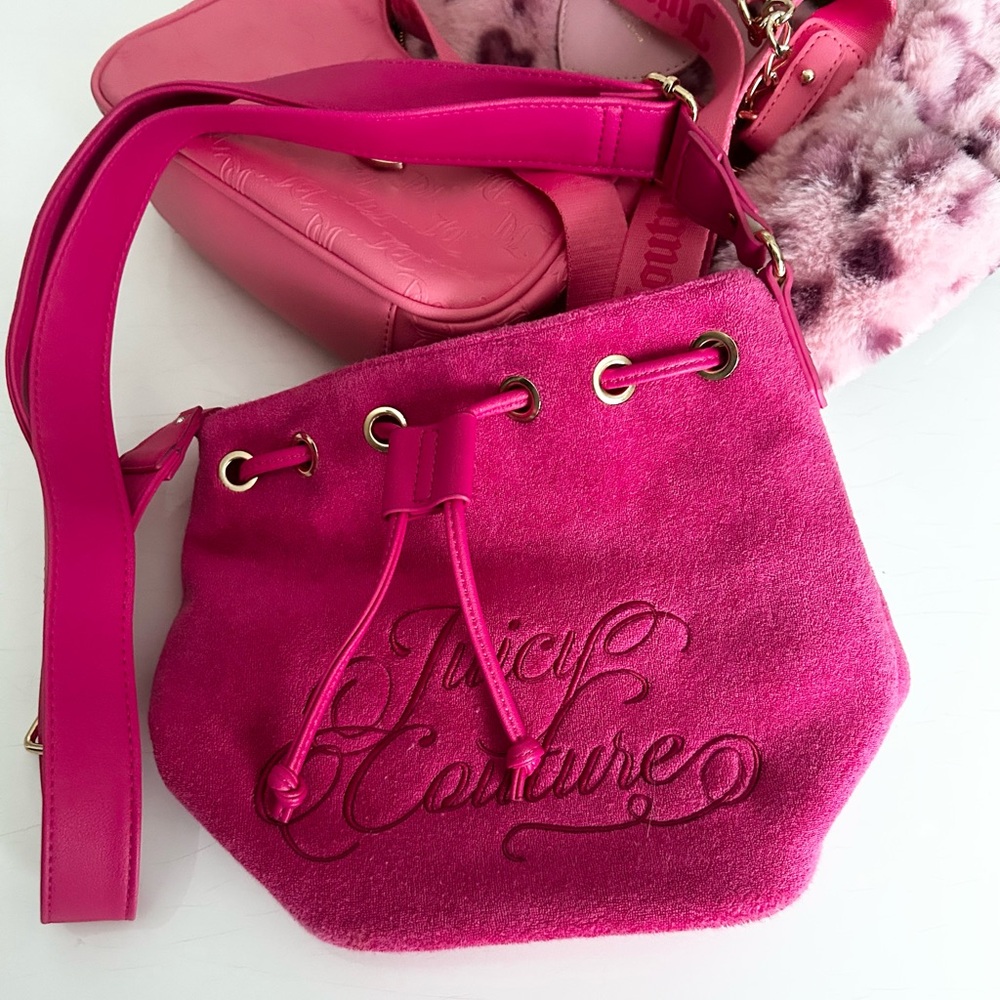 Y2K Juicy Couture Beach Couture Drawstring Crossbody Fuchsia Bucket Bag